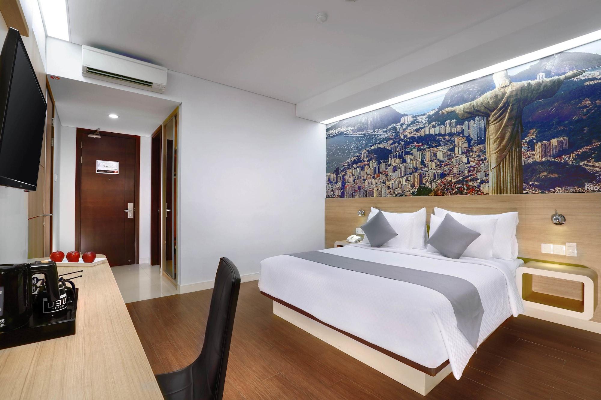 Hotel Neo Gubeng By Aston Surabaya Exterior photo