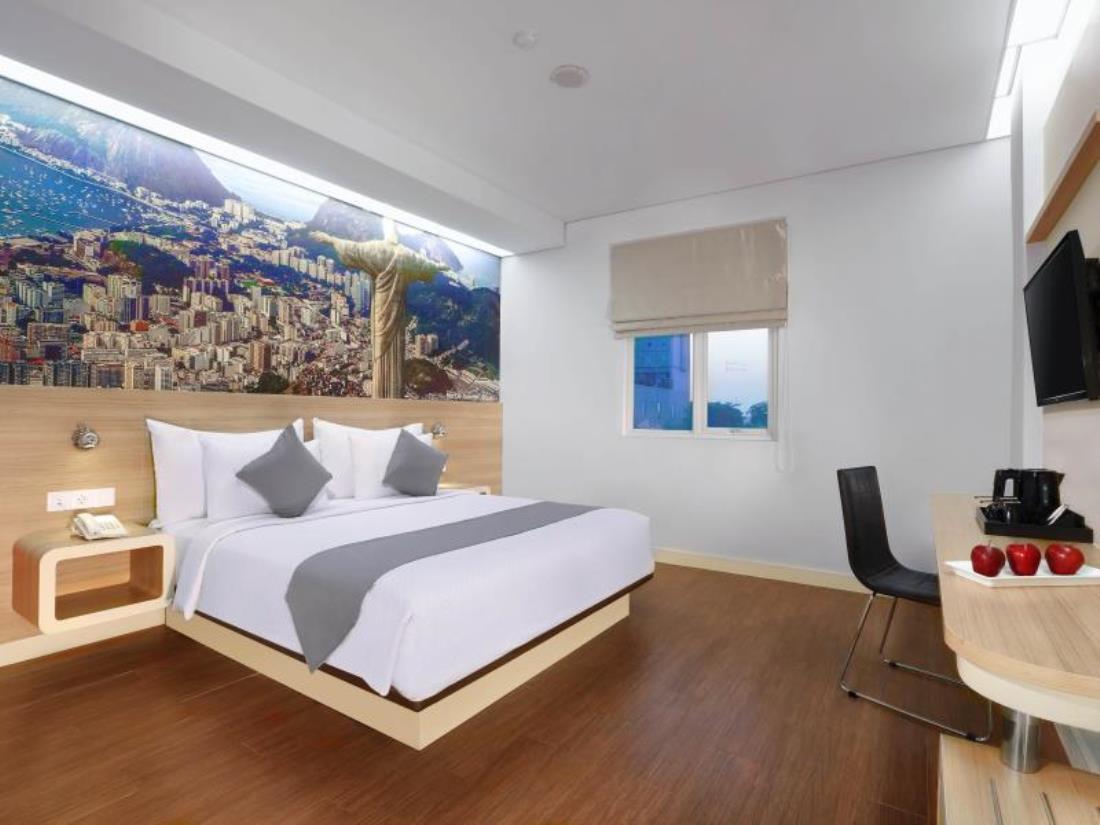 Hotel Neo Gubeng By Aston Surabaya Exterior photo